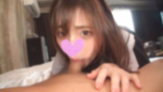 FC2PPV4889981 讓所有人心動不已透明感十足的G杯偶像JK制服來了一場激情而親密的約會