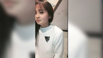 KTV包箱看見正妹便捉她到廁所啪啪 只能說真的太爽[1]