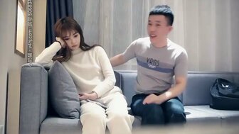 楚楚可憐的可愛正妹 男主沒有憐香惜玉被插到哇哇叫
