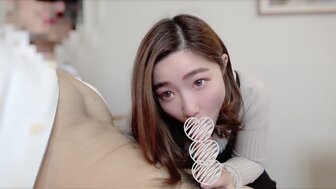 FC2PPV2749716 白晢人妻大開M字腿在鏡頭前羞恥露出小穴 被玩到高潮淫水四噴