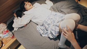 雙馬尾JK制服妹子女上騎乘啪啪 被強操騷氣說著不要拔出來