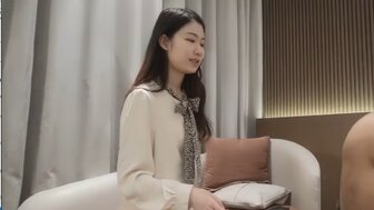 可愛鄰家妹子放蕩女上騎乘 騷氣呻吟