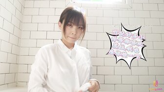 正妹OL襯衫黑絲透視濕水自慰