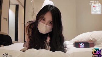 加班的女下屬 超水潤淫穴引誘老板