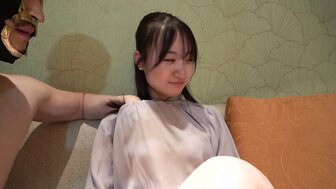 FC2PPV4940812 發育中的18歲少女豐滿胸部讓人心跳加速[Part1]