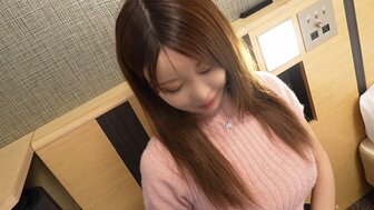 FC2PPV4969417 豐滿美女剛開始時有點緊張喝了點酒後蕩氣全開連續性高潮[Part1]