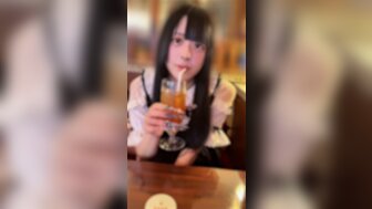 FC2PPV4971063 女僕咖啡廳的女孩做愛時高潮絕頂像靈魂出竅般沒有反應[Part1]