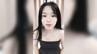 白誓嫩妹夢涵變得越來越淫蕩 被猛插時騷氣說著喜歡爸爸的大雞巴