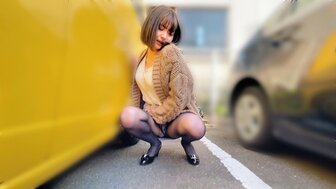 230ORECO051 把遙控震蛋調到最高頻率黑絲正妹只能蹲在街上無助地高潮 回到室內乞求插入
