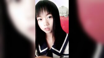 肉感學生妹校裙下竟藏著密集黑森林 被插叫得超騷