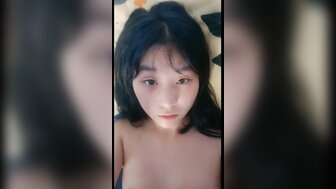 超嫩無毛小可愛緊緻蜜穴把小哥夾到不行 淫蕩叫著爸爸不行很可愛