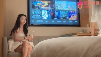 約炮22歲抖音小網紅雪白美肌狂操騷氣呻吟