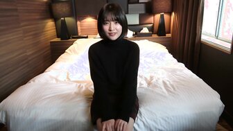 FC2PPV3121790 清純美女被脫下小褲褲露出白虎蜜穴 害羞樣子真可愛[Part1]