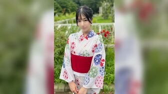 FC2PPV3069915 漂亮女大生穿著浴衣酒店大量中出